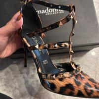 Elegante tacco maculato borchiato Primadonna