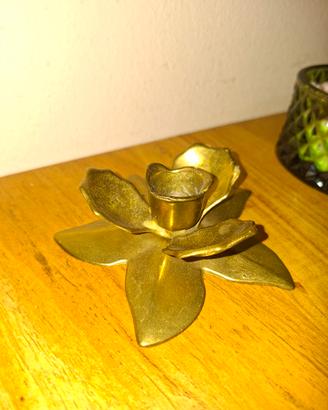 Portacandela vintage Ottone a fiore 