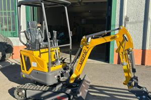 MINIESCAVATORE 16qntl MOTORE KUBOTA DIESEL