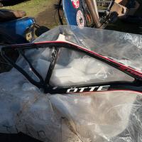 Telaio da 28” carbonio