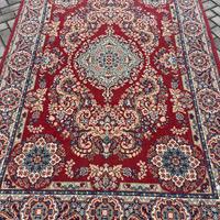 Meraviglioso tappeto stile persiano