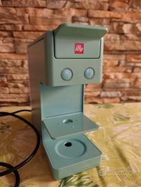 macchina caffè Illy iperespresso y3.3