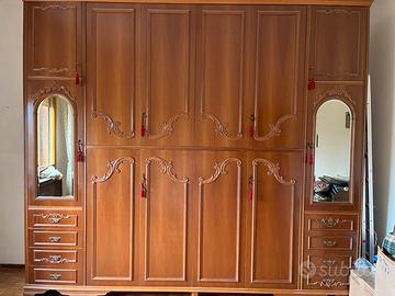 Armadio in legno