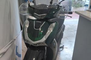 honda sh150i modello vetro verde scuro trasparente