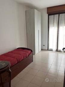 Stanza singola con bagno privato: 570 euro tutto i