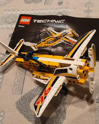 Lego TECHNIC - 42044 Jet acrobatico 