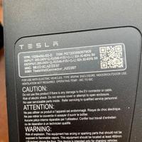 Tesla Wall Connector Gen 3 Wi-Fi con cavo 7,5