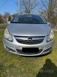 Splendida Opel Corsa