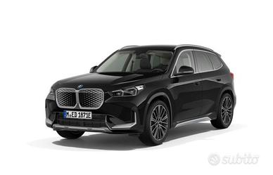 BMW iX1 eDrive 20 X-Line Pure Edition