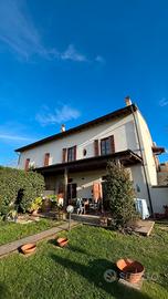 Casa - Parte di cascinale indip.te con giardino