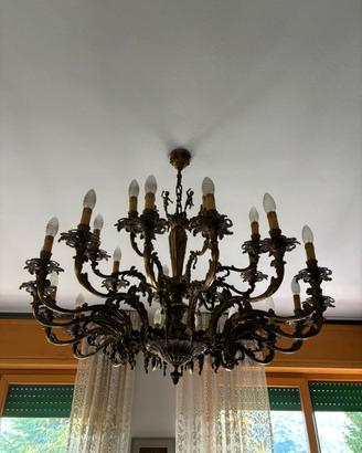 Lampadario da soffitto stile classico