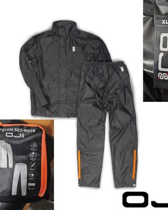 Tuta antipioggia (giacca + pantalone)