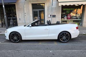 Audi A5 Cabrio 2.0 TDI S-Line 170 CV 2011 Bianca