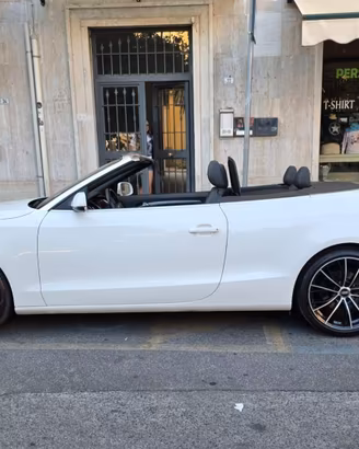 Audi A5 Cabrio 2.0 TDI S-Line 170 CV 2011 Bianca