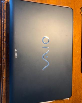 Sony Vaio I7 8GB RAMSSD 500 GB