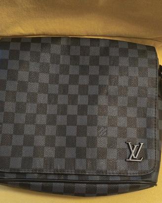 sacoche Louis Vuitton 
