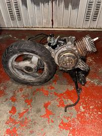 Motore piaggio vespa zip…