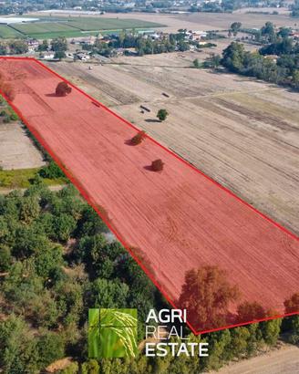 Terreno agricolo 4 ettari fronte strada con pozzo