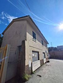 Villa di 58 m² con 2 locali e box auto doppio a Ge