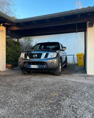 Nissan Navara 2.5 190 cv 2011