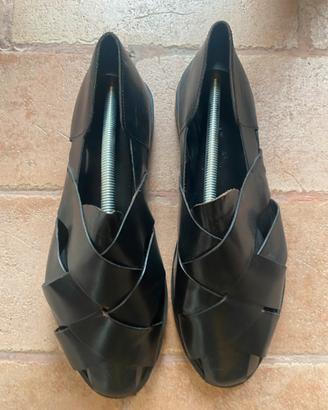 Scarpa sandalo intrecciata