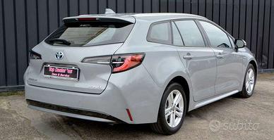 Toyota Corolla Touring Sports 1.8h Business Tech c