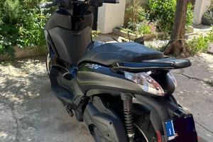 BEVERLY PIAGGIO 300 ie, ABS-ASR- 2019