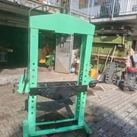 Pressa manuale