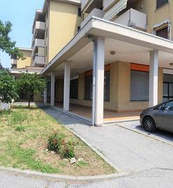 Immobile di 320 m² con più di 5 locali a Cremona