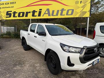 TOYOTA Hilux 2.4 D-4D 4WD 4 porte Double Cab Com