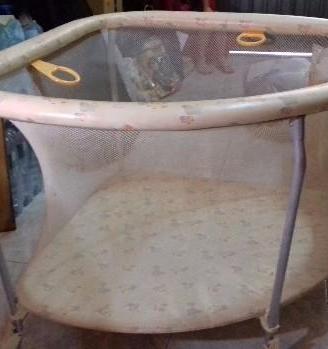 Box per bambini forma triangolare