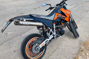 KTM supermotard 640 storica motore rifatto