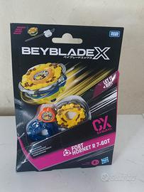 Beyblade X CX Fort Hornet R 7-60T starter pack