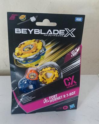 Beyblade X CX Fort Hornet R 7-60T starter pack