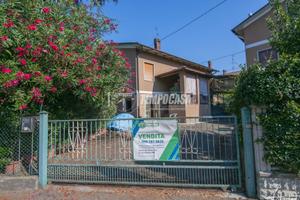 CASA INDIPENDENTE AI TRE OLMI