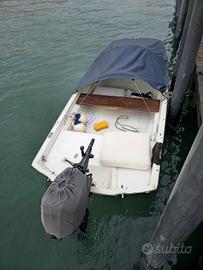 Boston whaler 13 sport