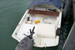 Boston whaler 13 sport