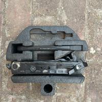 Cric martinetto ford fiesta 6ª serie