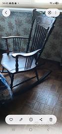 Sedia a dondolo vintage in legno stile Old Amer 
