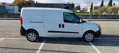 Fiat Doblo Doblò 1.4 T-Jet Natural Power PL-TN Car