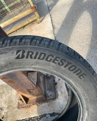 Bridgestone Blizzak LM005 205/60 R17 93 H