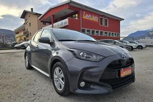 TOYOTA Yaris 1.5 Hybrid 5 porte Business
