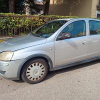 Opel Corsa 1200 
