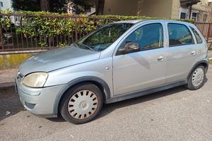 Opel Corsa 1200 