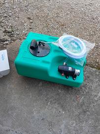 Serbatoio acqua con pompa 12 volt