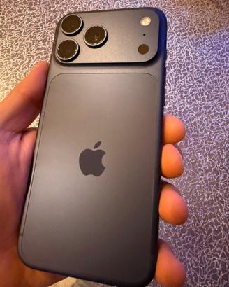IPhone 17 pro Max 256GB blue + cover Apple