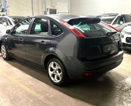 Ford Focus 1.6 Titanium (90cv) Neopatentati