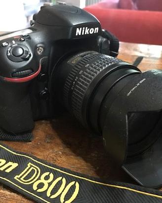 NIKON D800