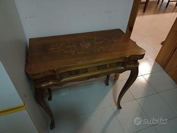 tavolo pregiato scacchi