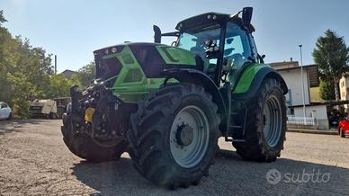 Trattore usato Deutz-Fahr AGROTRON 6215 RCSHIFT